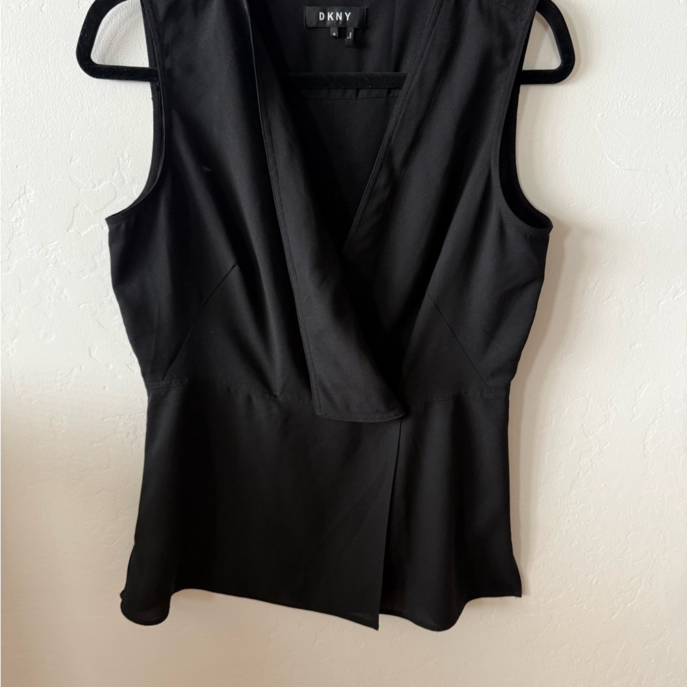 DKNY Women's Black Sleeveless Top